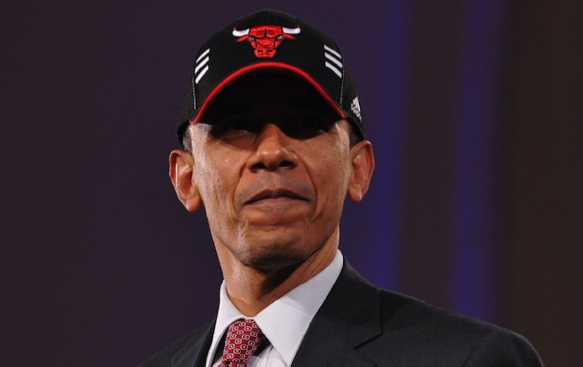 Barack Obama Bulls hat.jpg